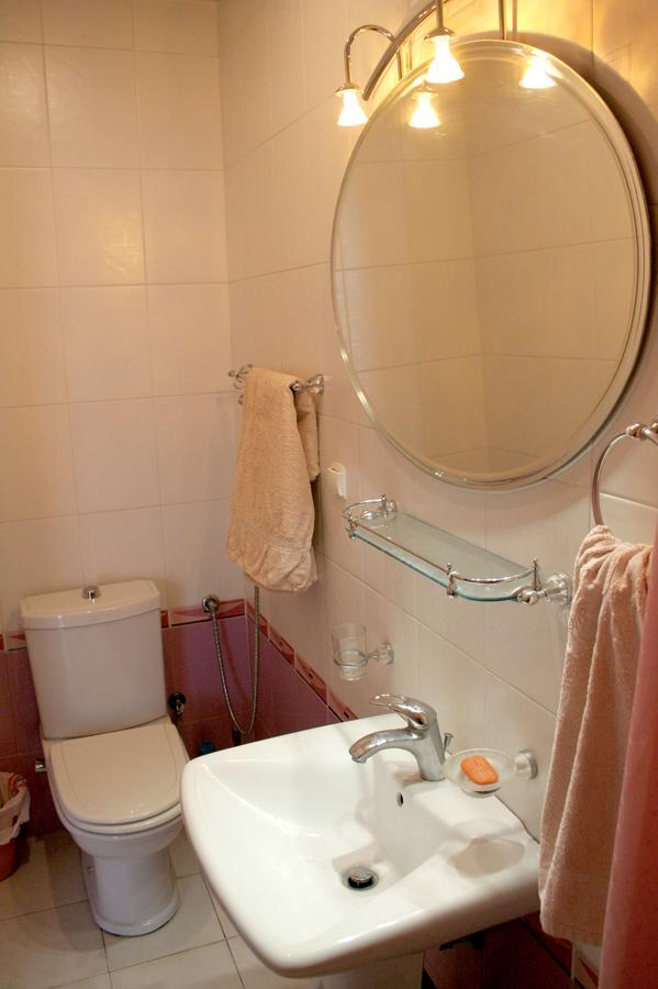 Bright And Modern 4Br Apartment - Center Of يريفان المظهر الخارجي الصورة