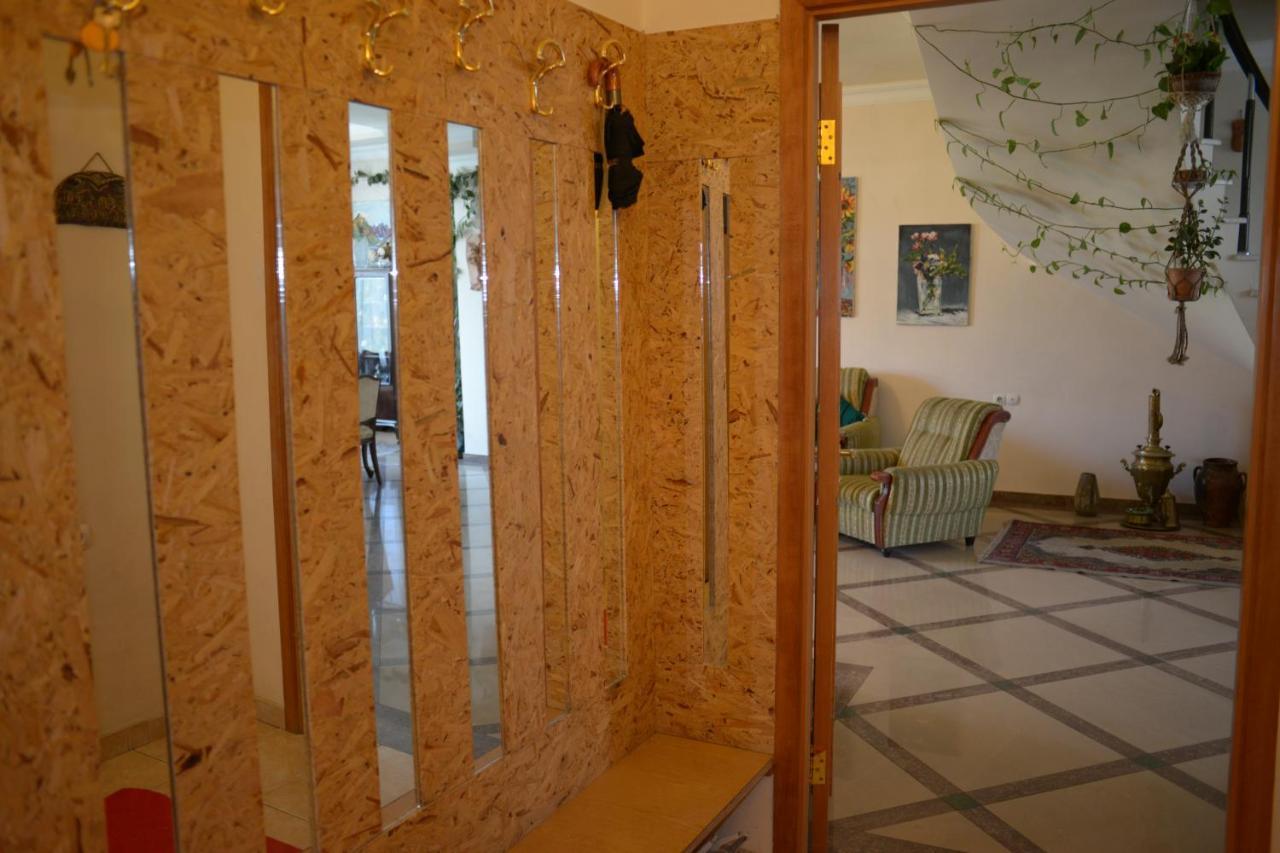 Bright And Modern 4Br Apartment - Center Of يريفان المظهر الخارجي الصورة