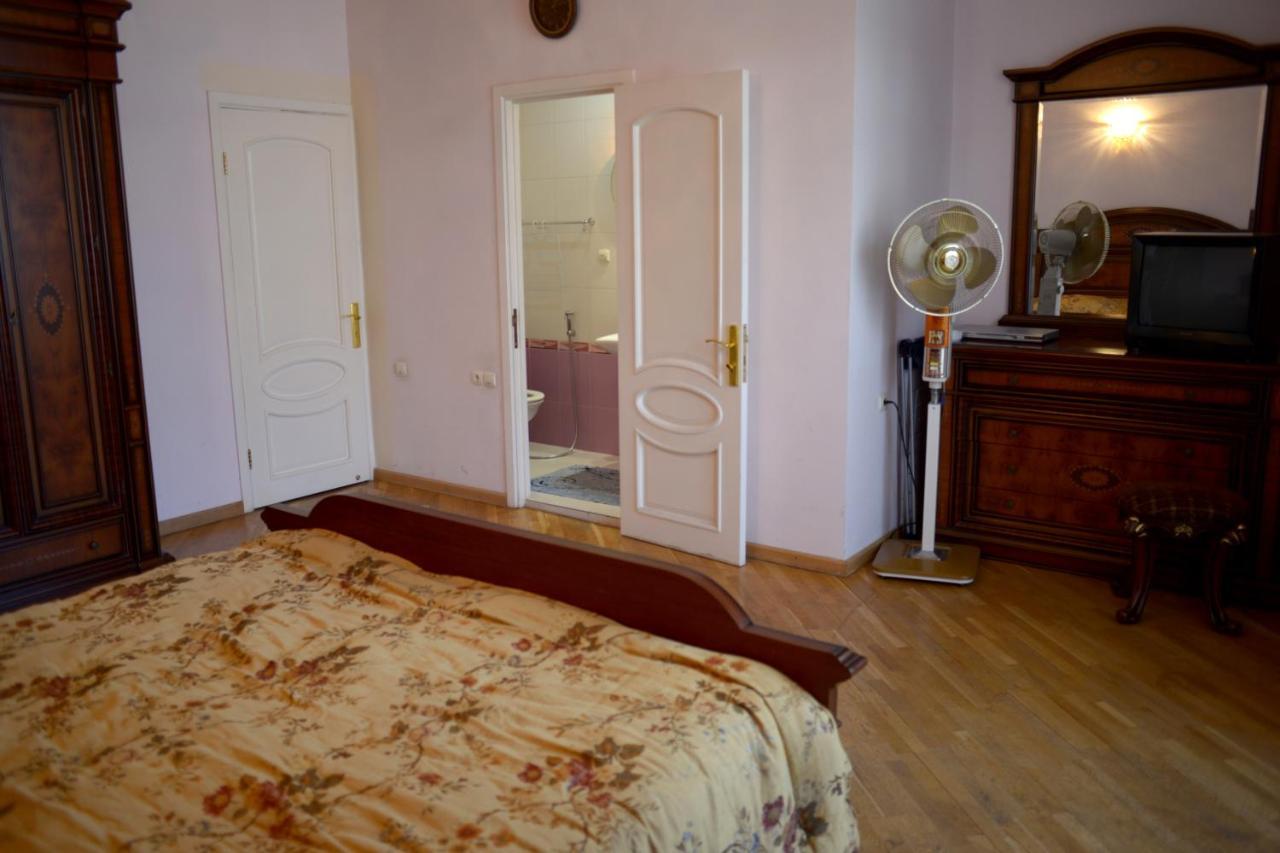 Bright And Modern 4Br Apartment - Center Of يريفان المظهر الخارجي الصورة